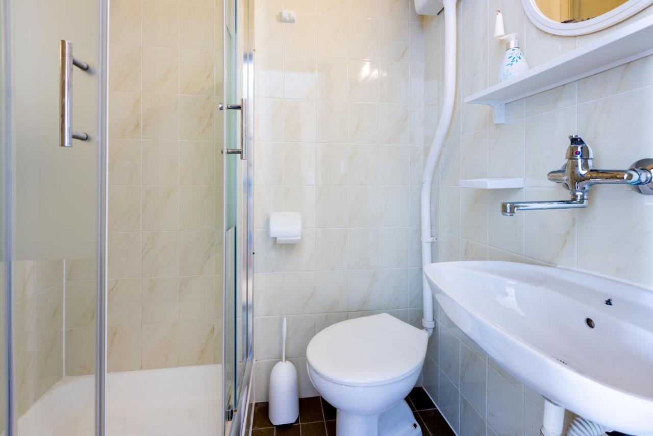 Apartment Arya Crikvenica Buitenkant foto
